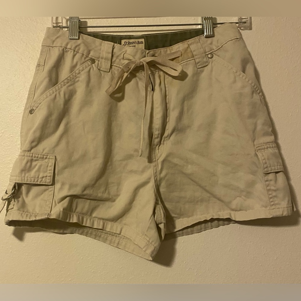St. John's Bay drawstring cargo shorts size 6p